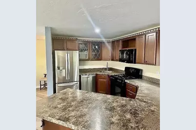 33 Spyglass Hill Dr #33, Ashland, MA 01721 - Photo 5