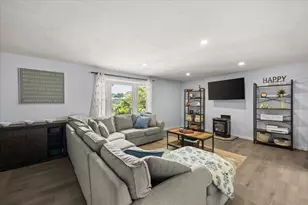 18 Blueberry Knoll, Bridgewater, MA 02324 - Photo 7