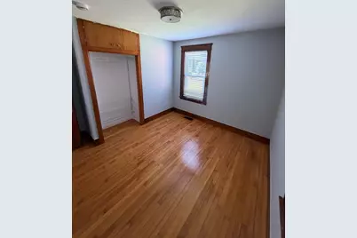 8 Elton St #1, Worcester, MA 01604 - Photo 11