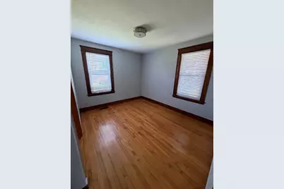 8 Elton St #1, Worcester, MA 01604 - Photo 13