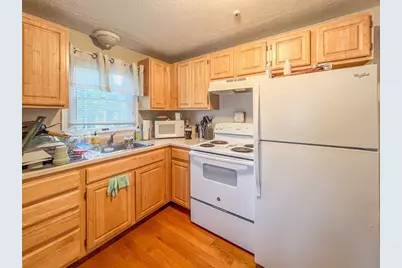 18 Germain Ave #3, Quincy, MA 02169 - Photo 3