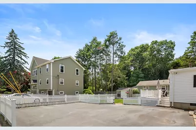 667 Salem St, Lynnfield, MA 01940 - Photo 5