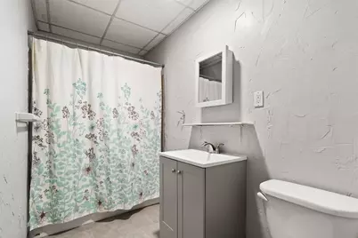 70 Russell St. #4, Worcester, MA 01609 - Photo 9