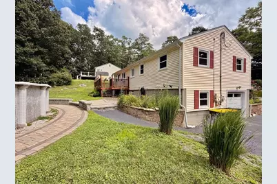 57 Laurel Ln, Bellingham, MA 02019 - Photo 3