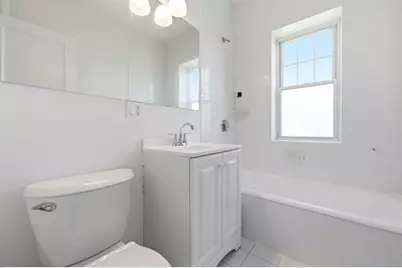 21 Bradlee #54, Medford, MA 02155 - Photo 13