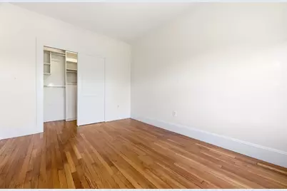 21 Bradlee #54, Medford, MA 02155 - Photo 11