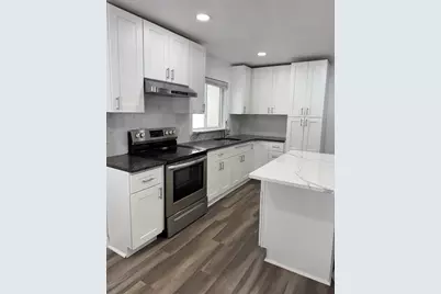22 Hancock St, Malden, MA 02148 - Photo 3