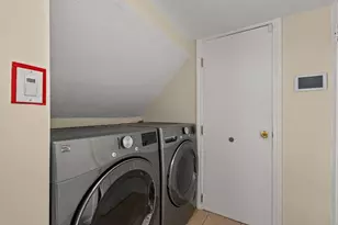 32 Sagamore Ave, Medford, MA 02155 - Photo 23