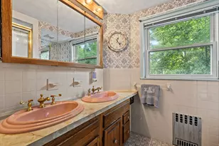 32 Sagamore Ave, Medford, MA 02155 - Photo 21