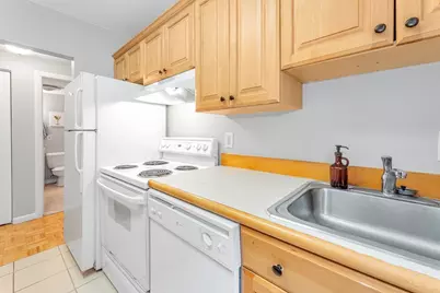 100 Marion Street #11, Brookline, MA 02446 - Photo 5
