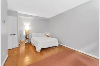 100 Marion Street #11, Brookline, MA 02446 - Photo 9