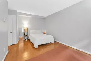 100 Marion St, Brookline, MA 02446 - Photo 9