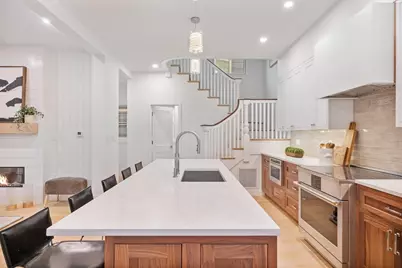 65 Francis #A, Brookline, MA 02446 - Photo 5