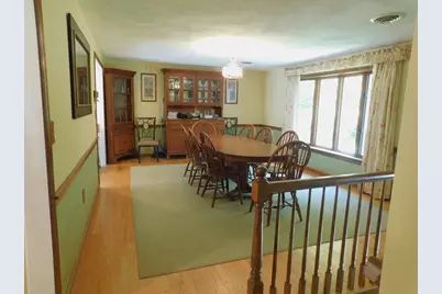 621 Marshall St, Holliston, MA 01746 - Photo 5
