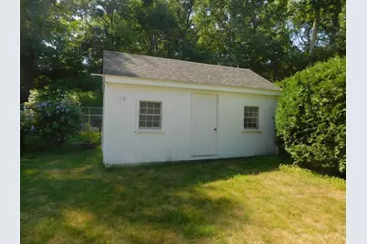 621 Marshall St, Holliston, MA 01746 - Photo 23