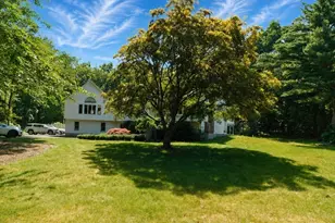 621 Marshall St, Holliston, MA 01746 - Photo 27
