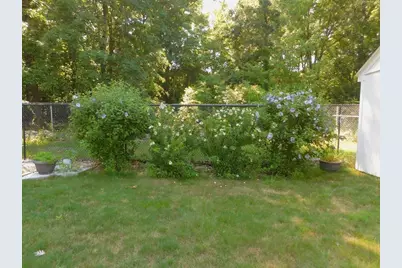 621 Marshall St, Holliston, MA 01746 - Photo 23