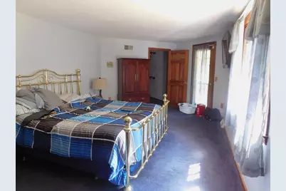 621 Marshall St, Holliston, MA 01746 - Photo 7