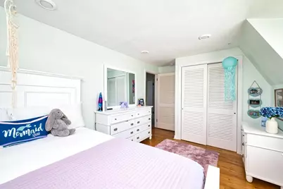 74 Domingos St, Somerset, MA 02726 - Photo 33
