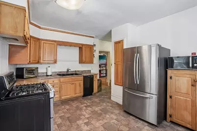 330 Primrose St, Haverhill, MA 01830 - Photo 9