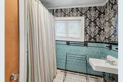 330 Primrose St, Haverhill, MA 01830 - Photo 17
