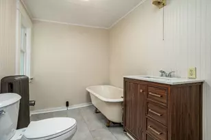 263 Front St, Winchendon, MA 01475 - Photo 17