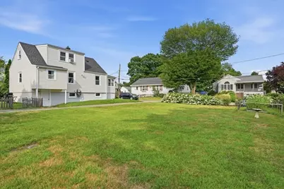 15 Gilmore St, Weymouth, MA 02191 - Photo 3