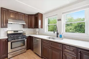 15 Gilmore St, Weymouth, MA 02191 - Photo 7