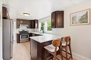 15 Gilmore St, Weymouth, MA 02191 - Photo 5