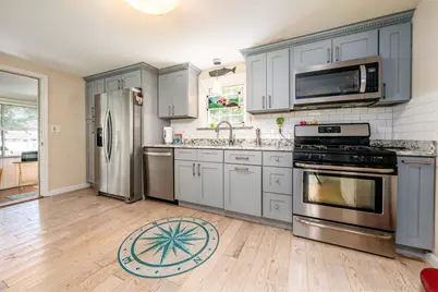 6 Security St, Barnstable, MA 02601 - Photo 9