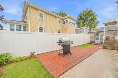 3 Florence St, Quincy, MA 02170 - Photo 5