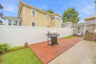 3 Florence St, Quincy, MA 02170 - Photo 5