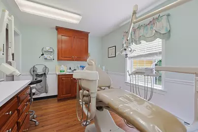 620 Washington St, Franklin, MA 02038 - Photo 23
