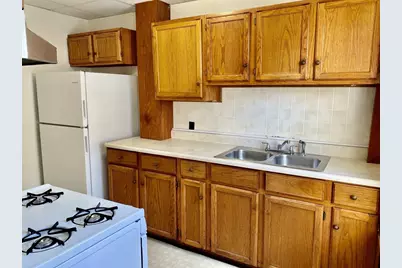282 Sprague, Fall River, MA 02724 - Photo 3