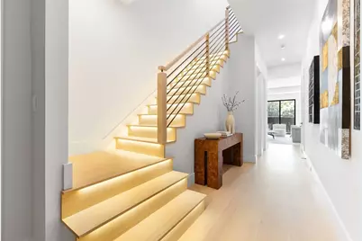 6 Floral St #6, Newton, MA 02461 - Photo 5