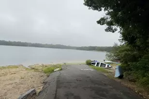 37 Huckleberry Ln, Barnstable, MA 02648 - Photo 3