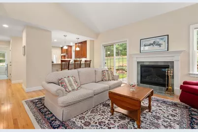 3 McGill Ct, Hopkinton, MA 01748 - Photo 11