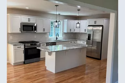 58 Homestead Ave, Springfield, MA 01151 - Photo 3