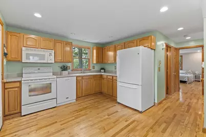 41 Drexel St, Worcester, MA 01602 - Photo 7