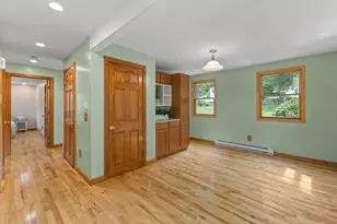 41 Drexel St, Worcester, MA 01602 - Photo 9