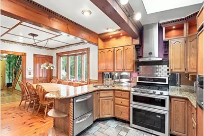 38 Eastman Ave, Swampscott, MA 01907 - Photo 5