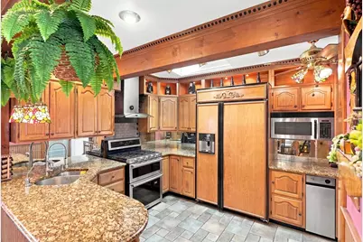 38 Eastman Ave, Swampscott, MA 01907 - Photo 11