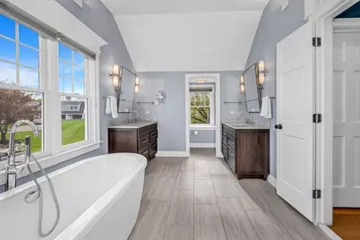 18 Ocean Ave, Newburyport, MA 01950 - Photo 25