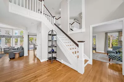 18 Ocean Ave, Newburyport, MA 01950 - Photo 3