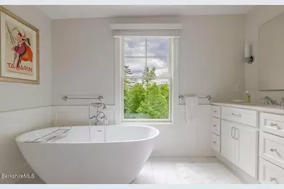 10 Berkshire Heights, Great Barrington, MA 01230 - Photo 25