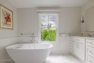 10 Berkshire Heights, Great Barrington, MA 01230 - Photo 25