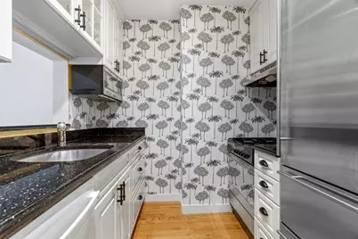 302 Commonwealth Ave #C, Boston, MA 02115 - Photo 7