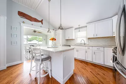 5 Water St, Yarmouth, MA 02673 - Photo 9