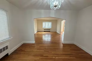 28 Sparrow St, Boston, MA 02132 - Photo 9