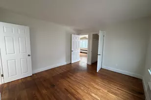 28 Sparrow St, Boston, MA 02132 - Photo 7